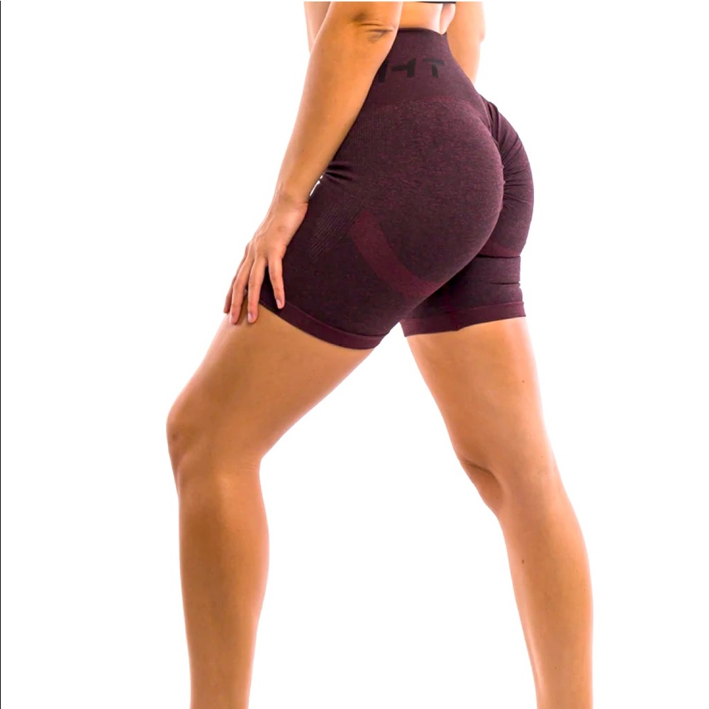 Echt Scrunch Shorts